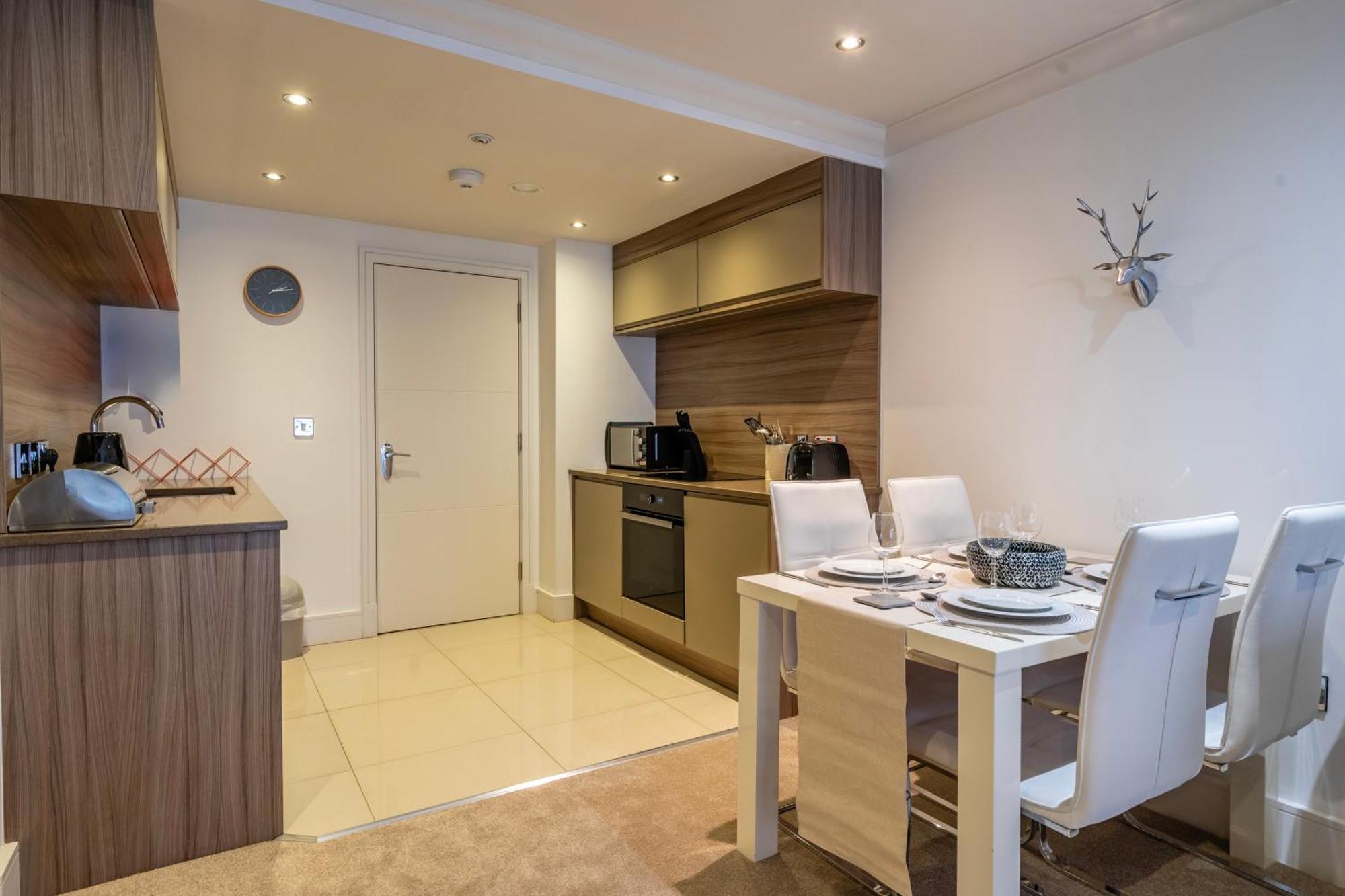 31 Cocoa Suites York Extérieur photo